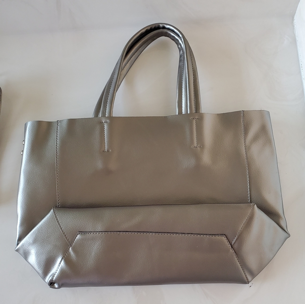 New Tote